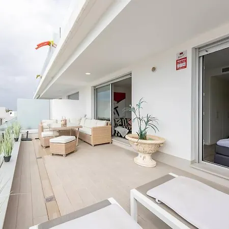 Perfect 3 Bed In Le Mirage With Seaview Rdr313 Эстепона