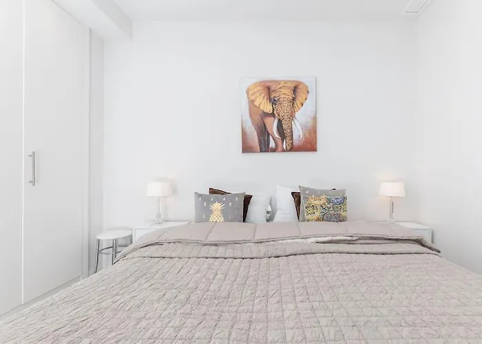 Perfect 3 Bed In Le Mirage With Seaview Rdr313 Estepona